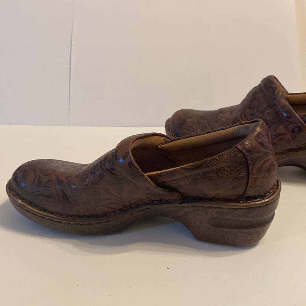 Boc Clogs!